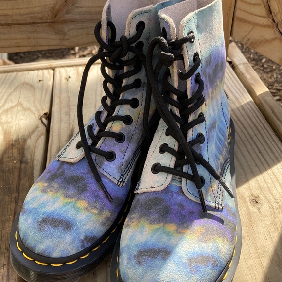 Dr. Martens 1460 Pascal Blue Tie Dye Leather Women's Boots Size 5UK 7US - Picture 1 of 3